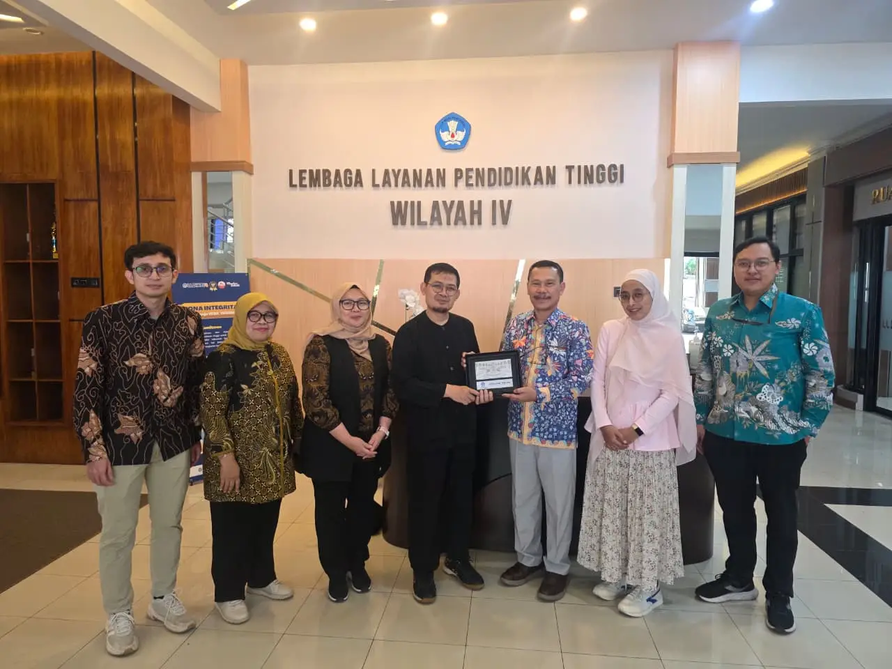 UT Mantapkan Implementasi SPMI melalui Audiensi dengan LLDIKTI Wilayah IV